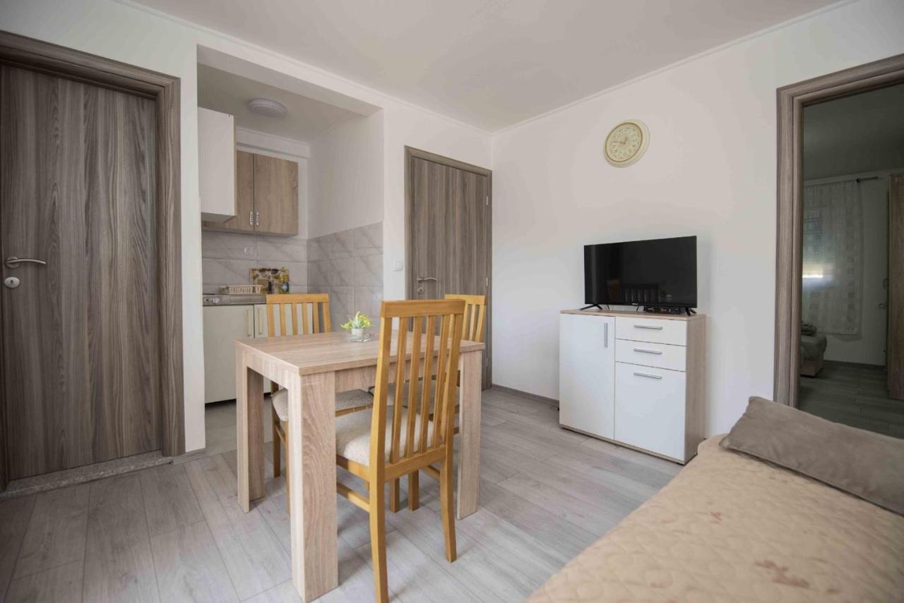 Apartment Miske Ivanica エクステリア 写真
